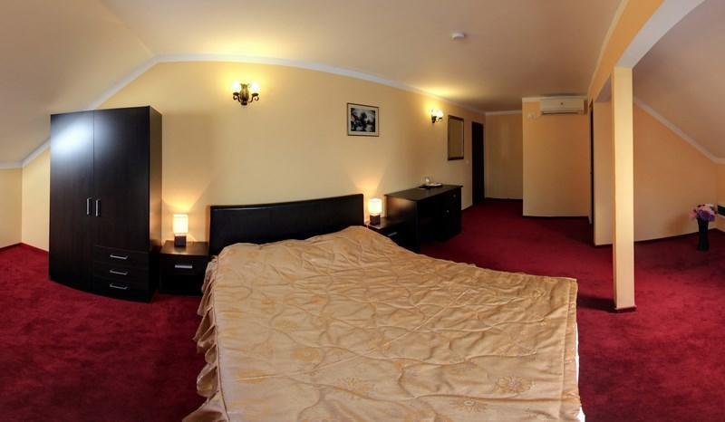 La Storia Guest House ピテシュティ エクステリア 写真