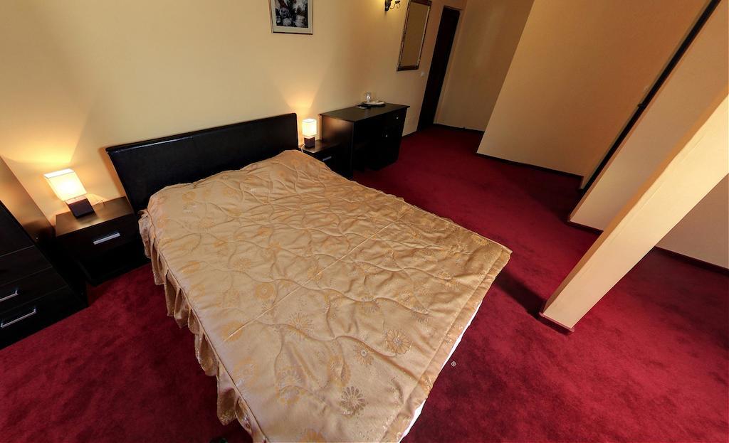 La Storia Guest House ピテシュティ 部屋 写真